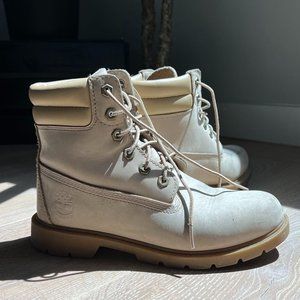 Timberland Waterproof Boots (Women’s 7)
